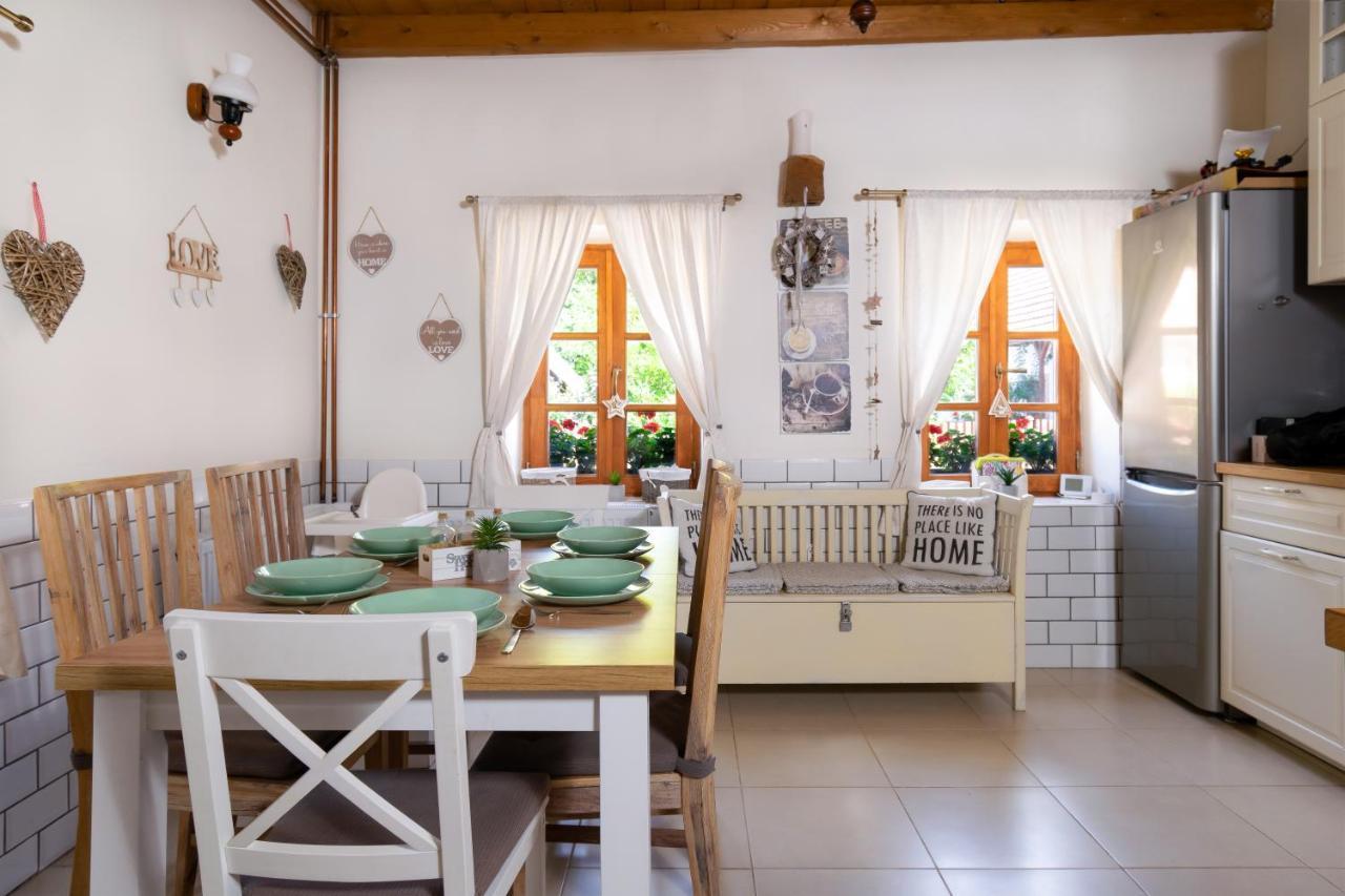 Hepehuta Haziko Apartment Haromhuta Ngoại thất bức ảnh