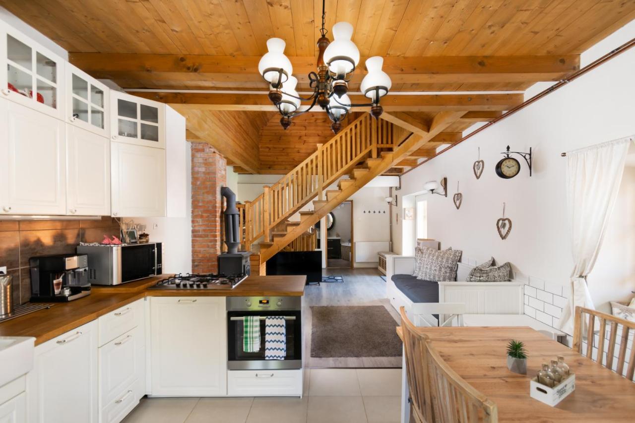 Hepehuta Haziko Apartment Haromhuta Ngoại thất bức ảnh